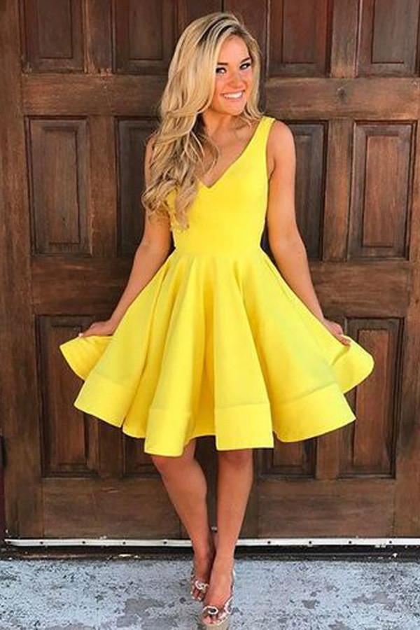Yellow A-Line Satin Formal Dress Size 12