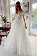 Off-the-Shoulder Tulle Lace Flowers Rustic Wedding Dresses Boho Wedding  Gown WD631