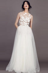 Ivory Lace Applique Tulle Sweetheart Strapless A-line Forest Wedding D –  AlineBridal